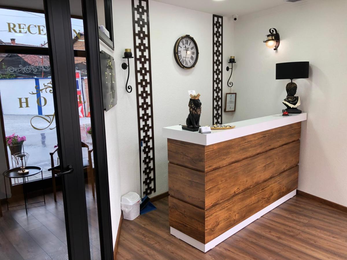 Hotel Fjorr Prizren Luaran gambar